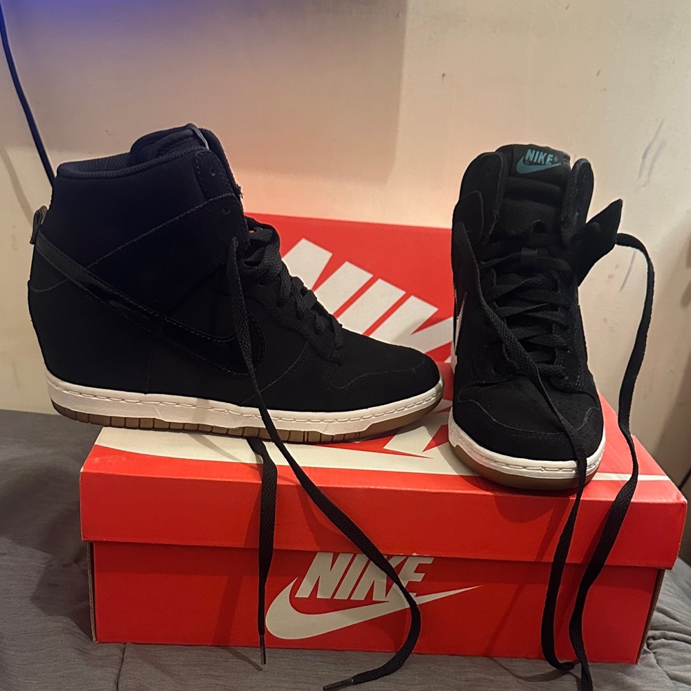 Nike Women's Black and White Dunk Sky Hi Essential wedge sneaker